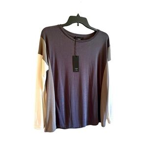 ANTHROLOGY COA, NWT, LONG SLEEVE, COLOR BLOCK T-SHIRT. SIZE 1
